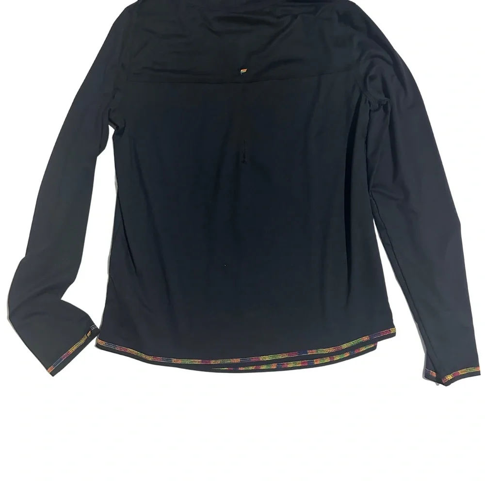 CUTEST Base layer long sleeve FABLETICS  womens medium nwot - Picture 2 of 2